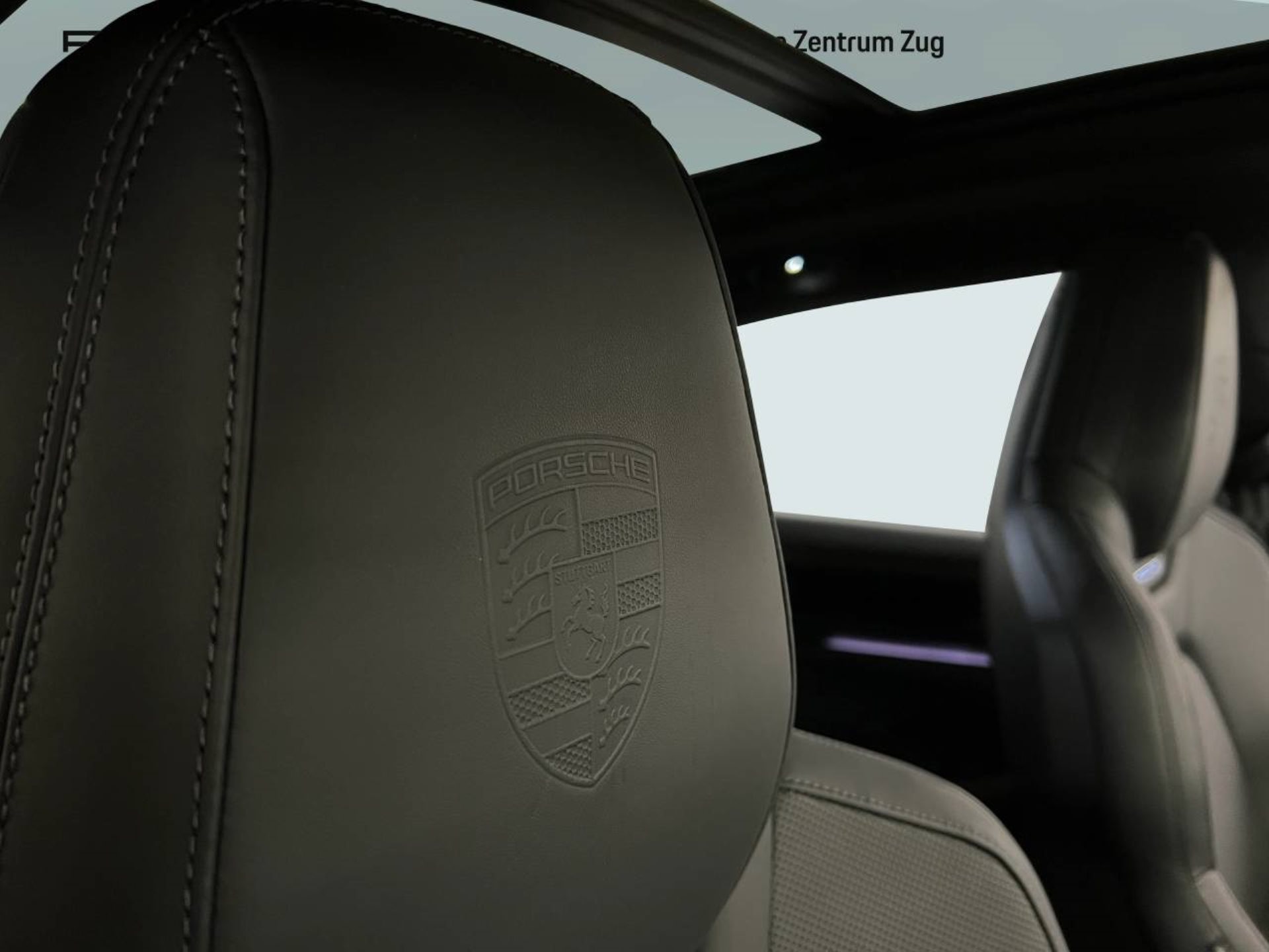 PORSCHE Macan 4S-image-22
