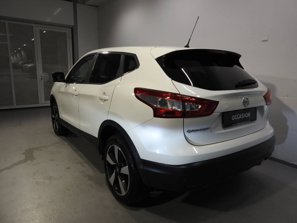 NISSAN Qashqai 1.6 dCi 4x4-image-3