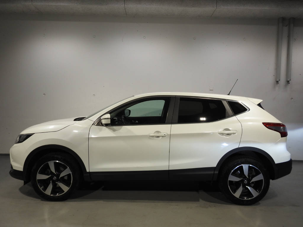 NISSAN Qashqai 1.6 dCi 4x4-image-2