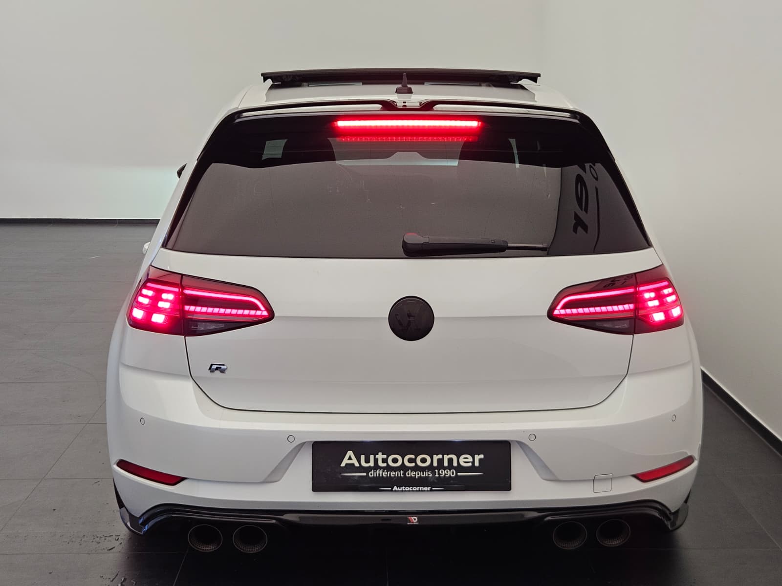VW Golf 2.0 TSI R 4Motion DSG-image-7