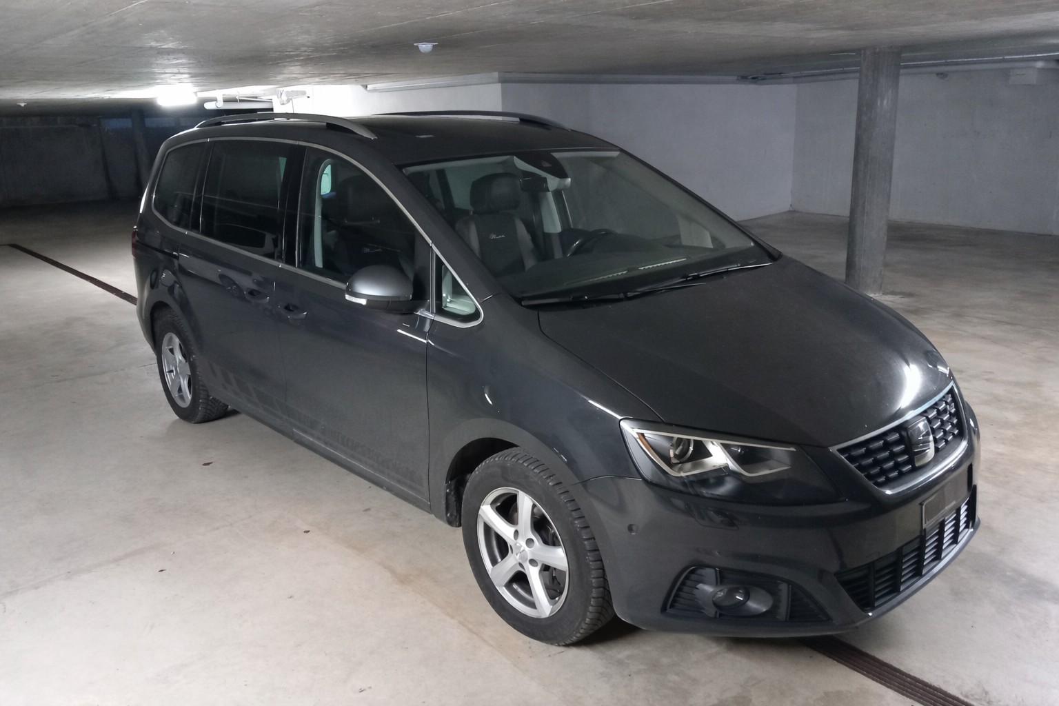 SEAT 1.4 TSI Swiss FR S/S-image-1
