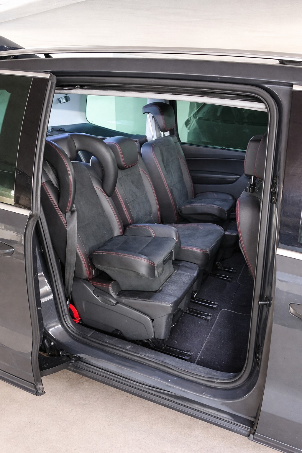 SEAT 1.4 TSI Swiss FR S/S-image-4