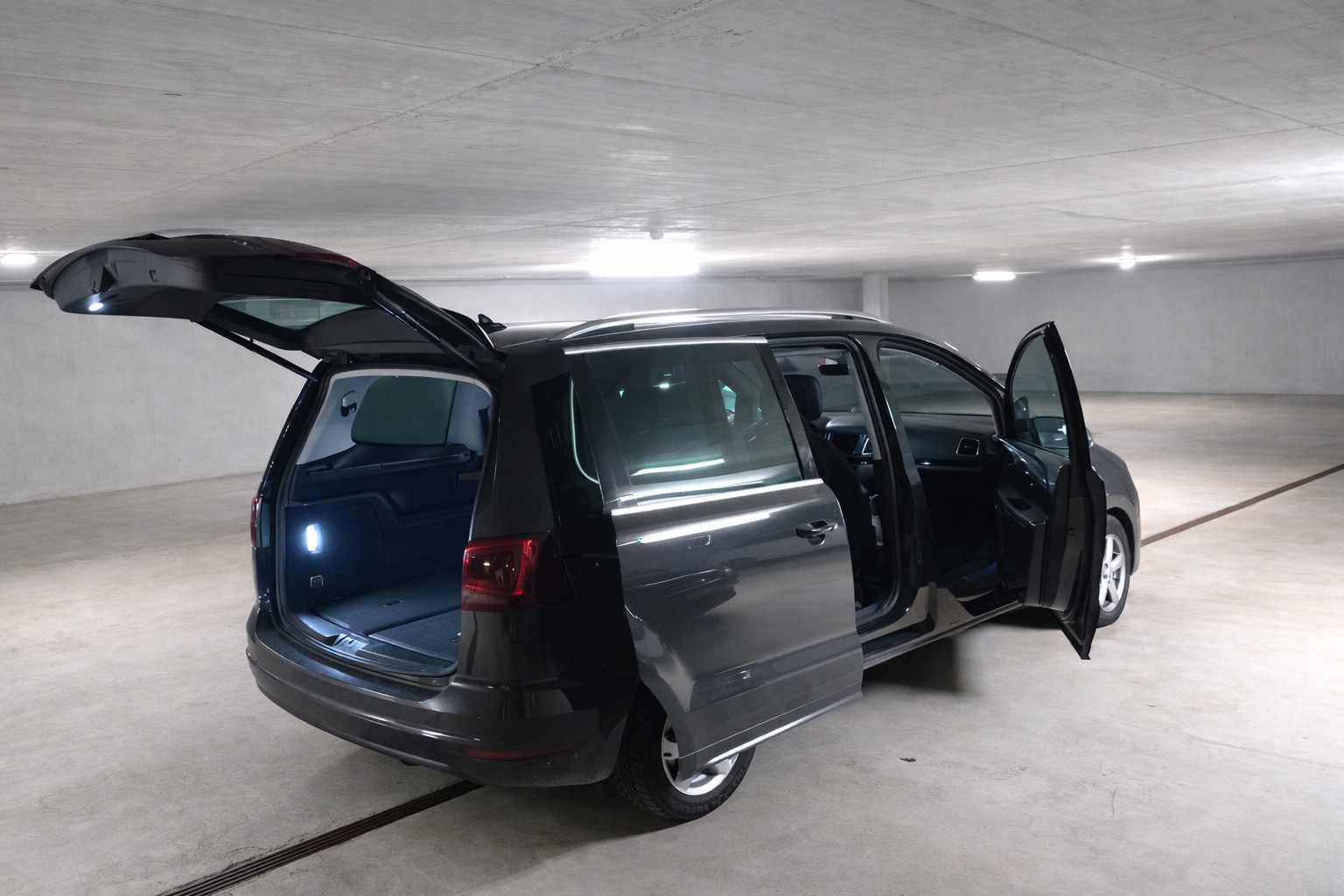 SEAT 1.4 TSI Swiss FR S/S — slika 1