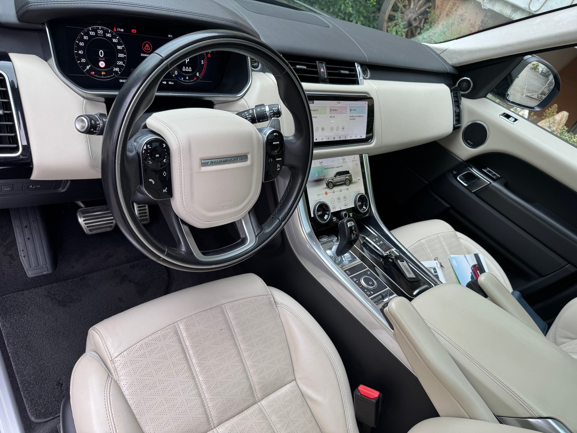 LAND ROVER Range Rover Sport 3.0 SDV6 Autobiography AB Dynamic Automatic-image-14