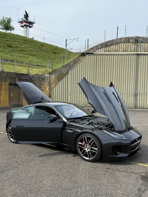 JAGUAR R-Dynamic-image-3