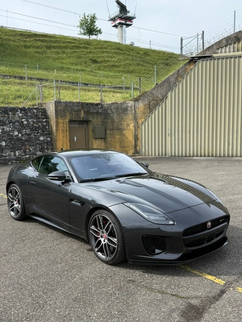 JAGUAR R-Dynamic-image-0