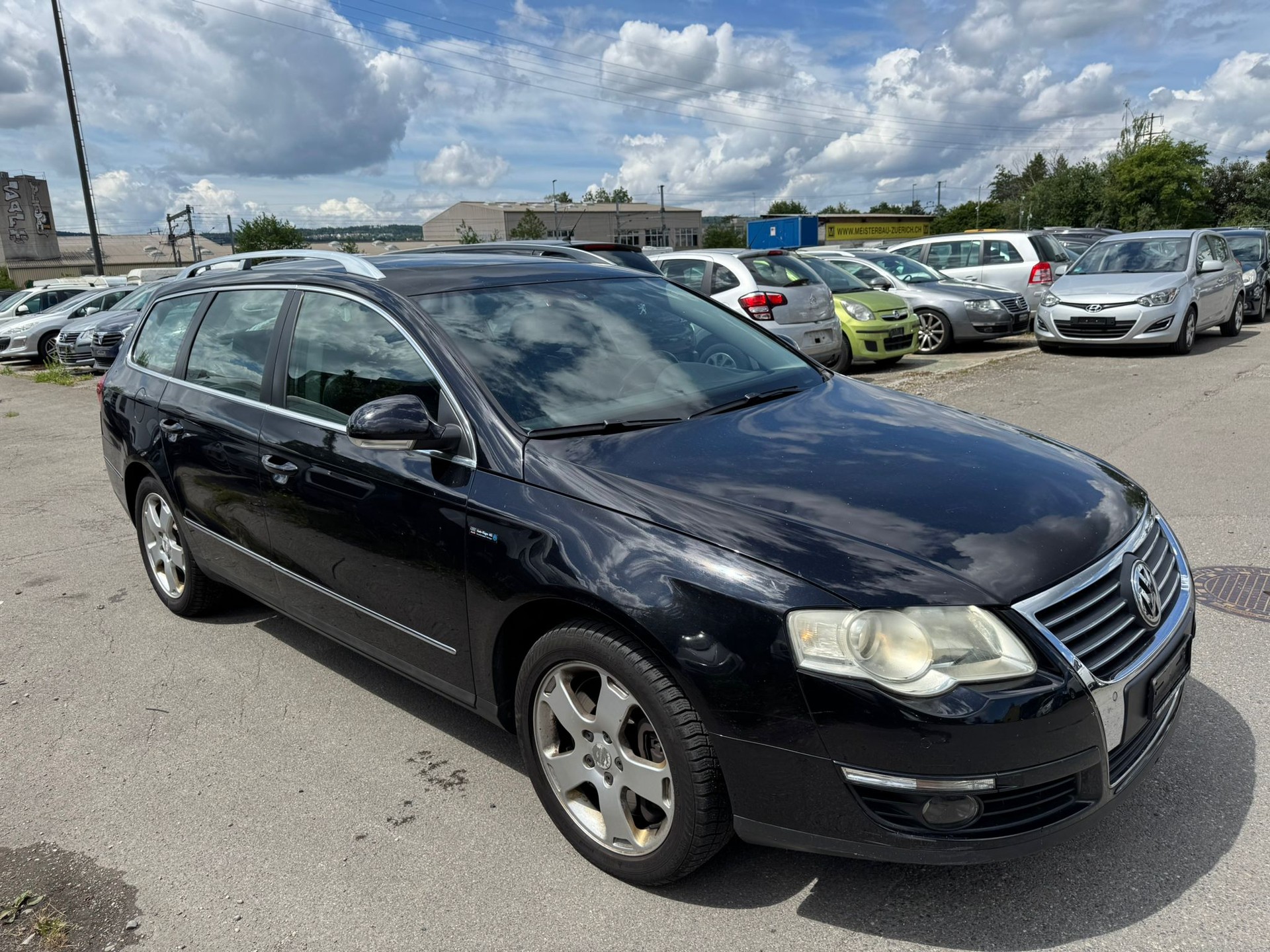 VW Passat Variant 3.2 V6 FSI Highline 4Motion-image-13