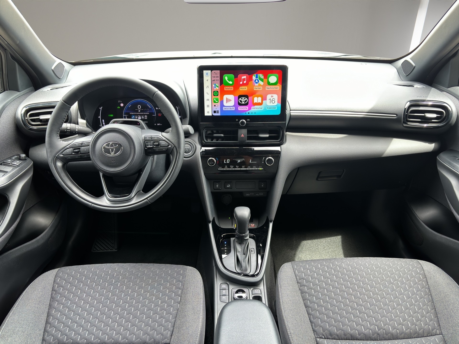 TOYOTA Yaris Cross 1.5 Trend AWDi e-CVT-image-27