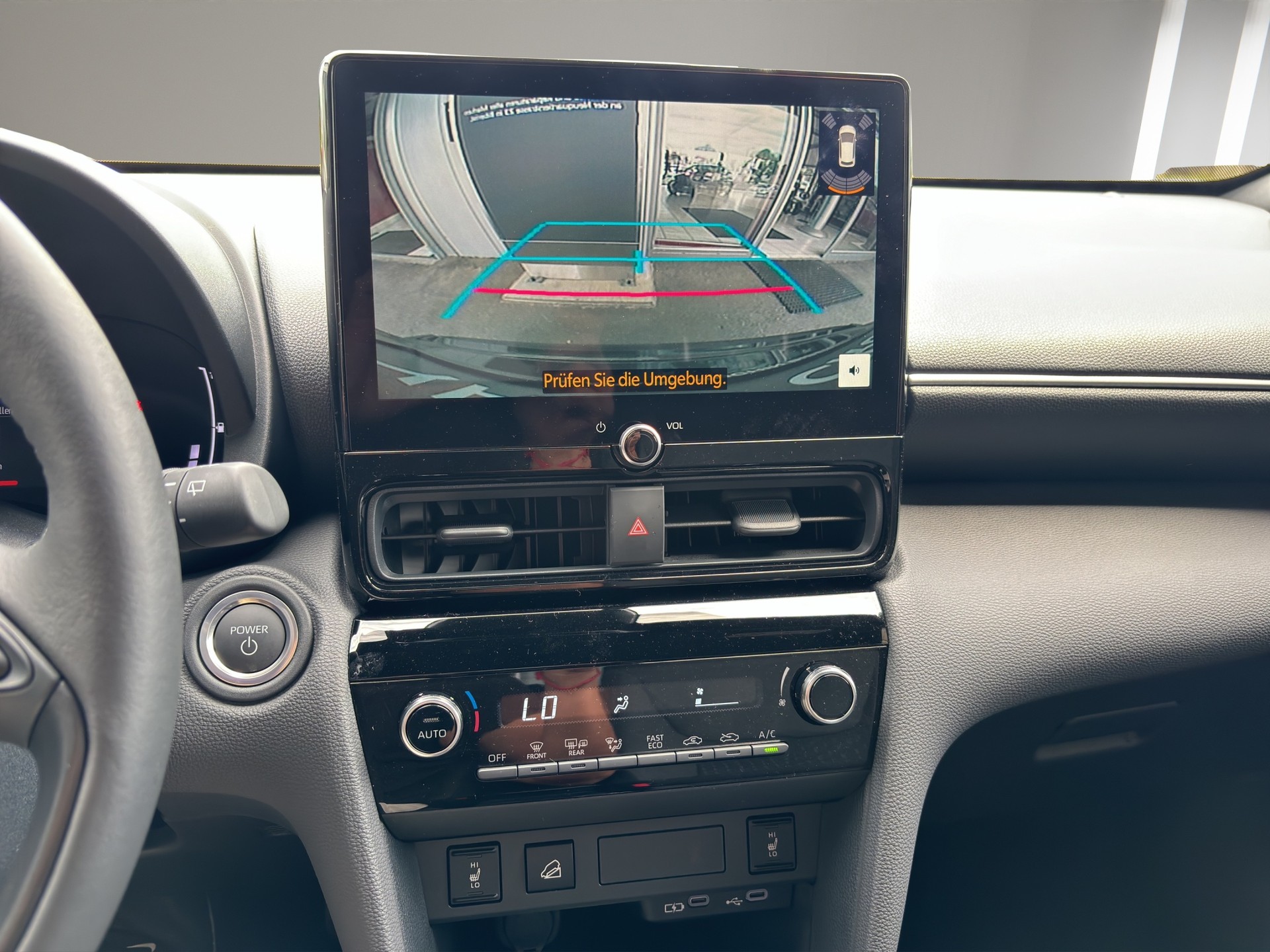 TOYOTA Yaris Cross 1.5 Trend AWDi e-CVT-image-14
