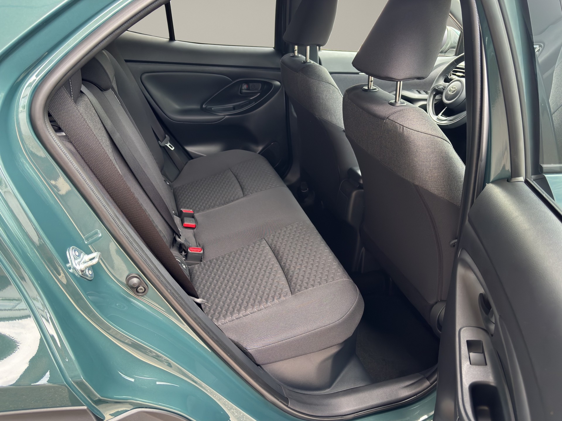 TOYOTA Yaris Cross 1.5 Trend AWDi e-CVT-image-29