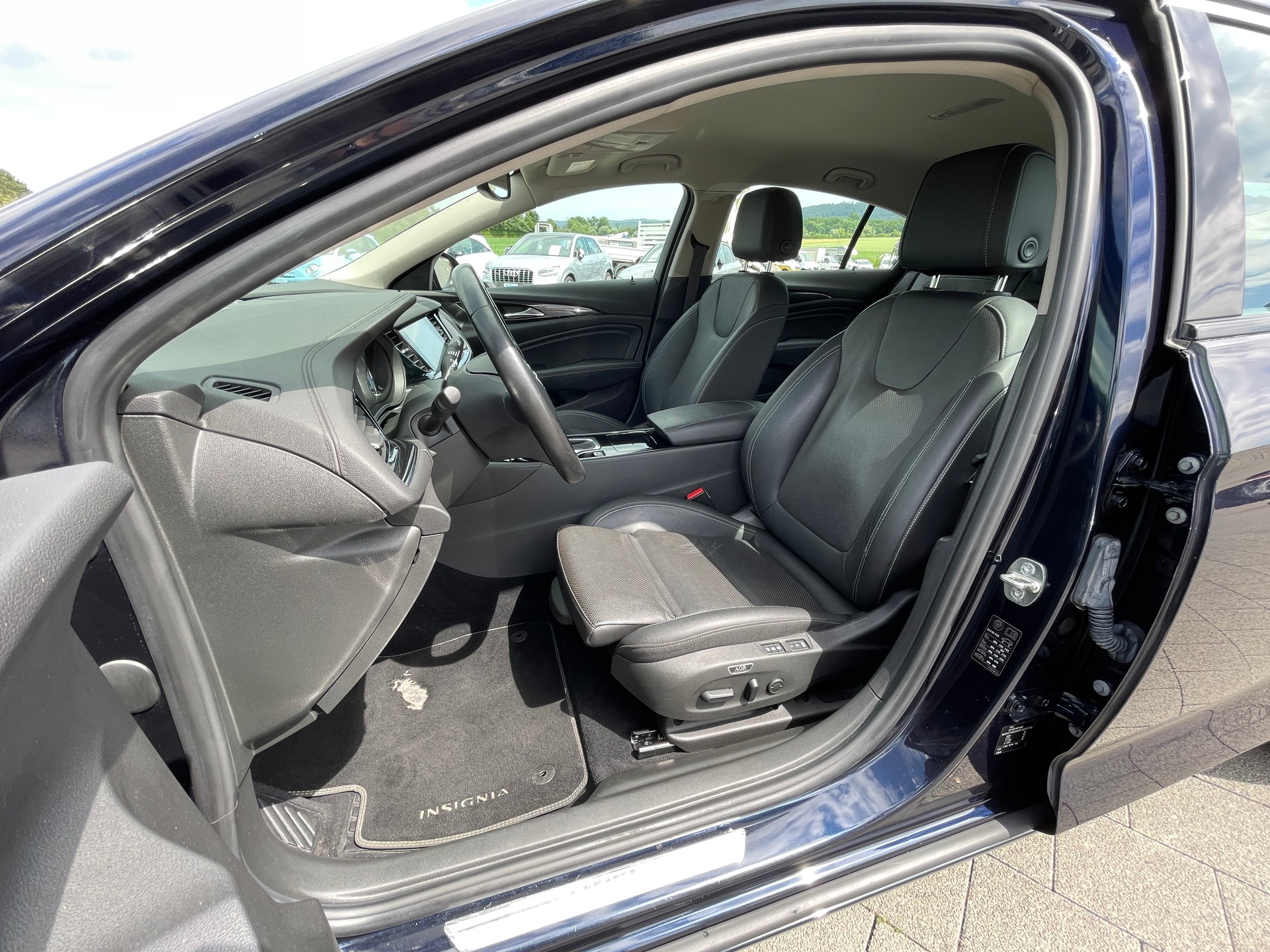 OPEL Insignia 2.0 CDTI Sport Automatic-image-11
