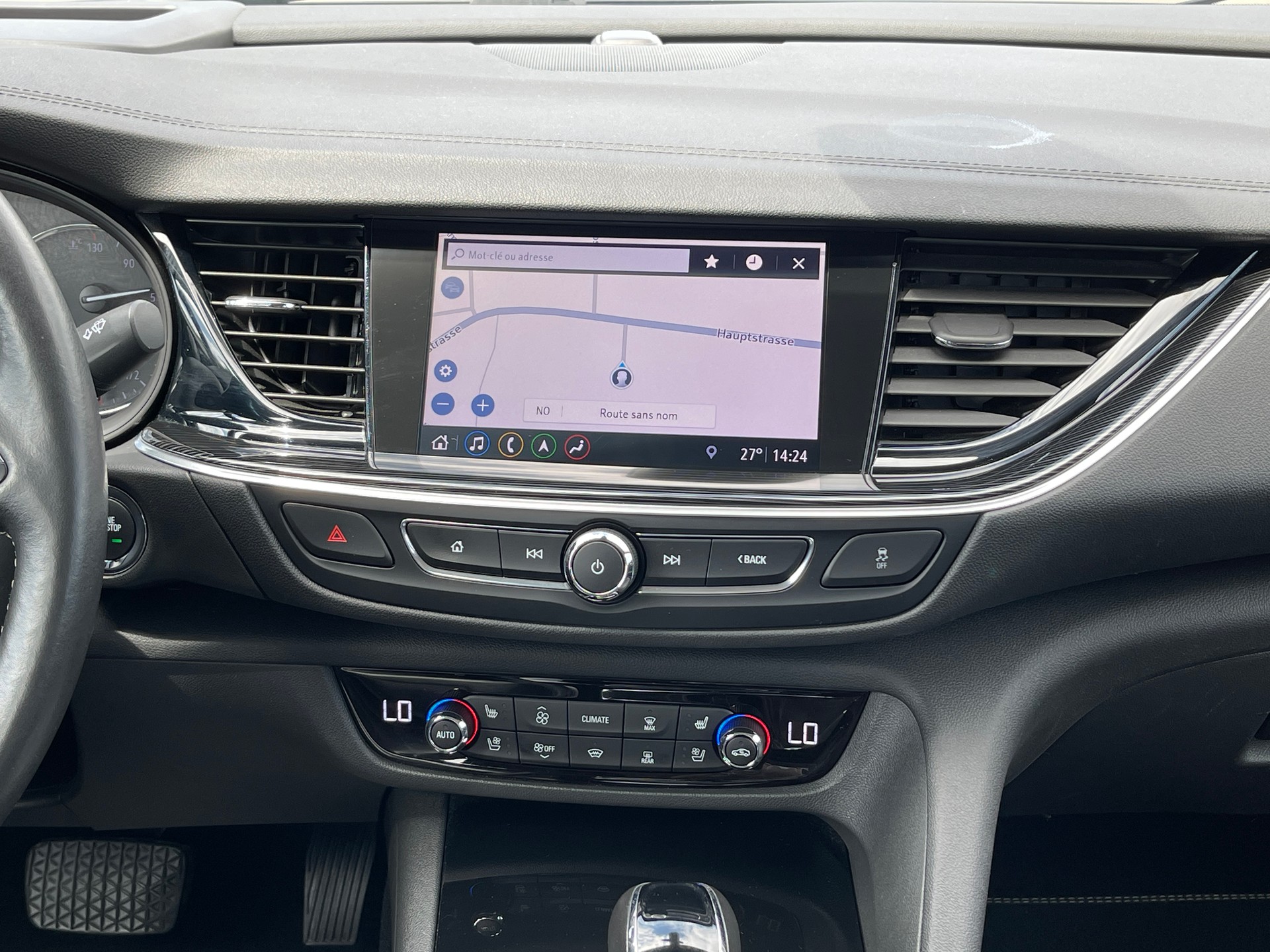 OPEL Insignia 2.0 CDTI Sport Automatic-image-9