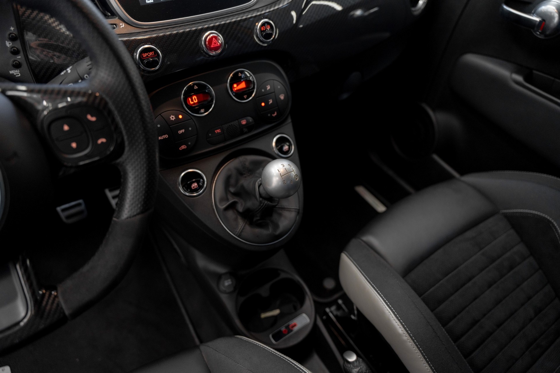 FIAT 595 1.4 16V TURBO ABARTH COMPETIZIONE / GELBER FLITZER / OHNE OPF-image-26
