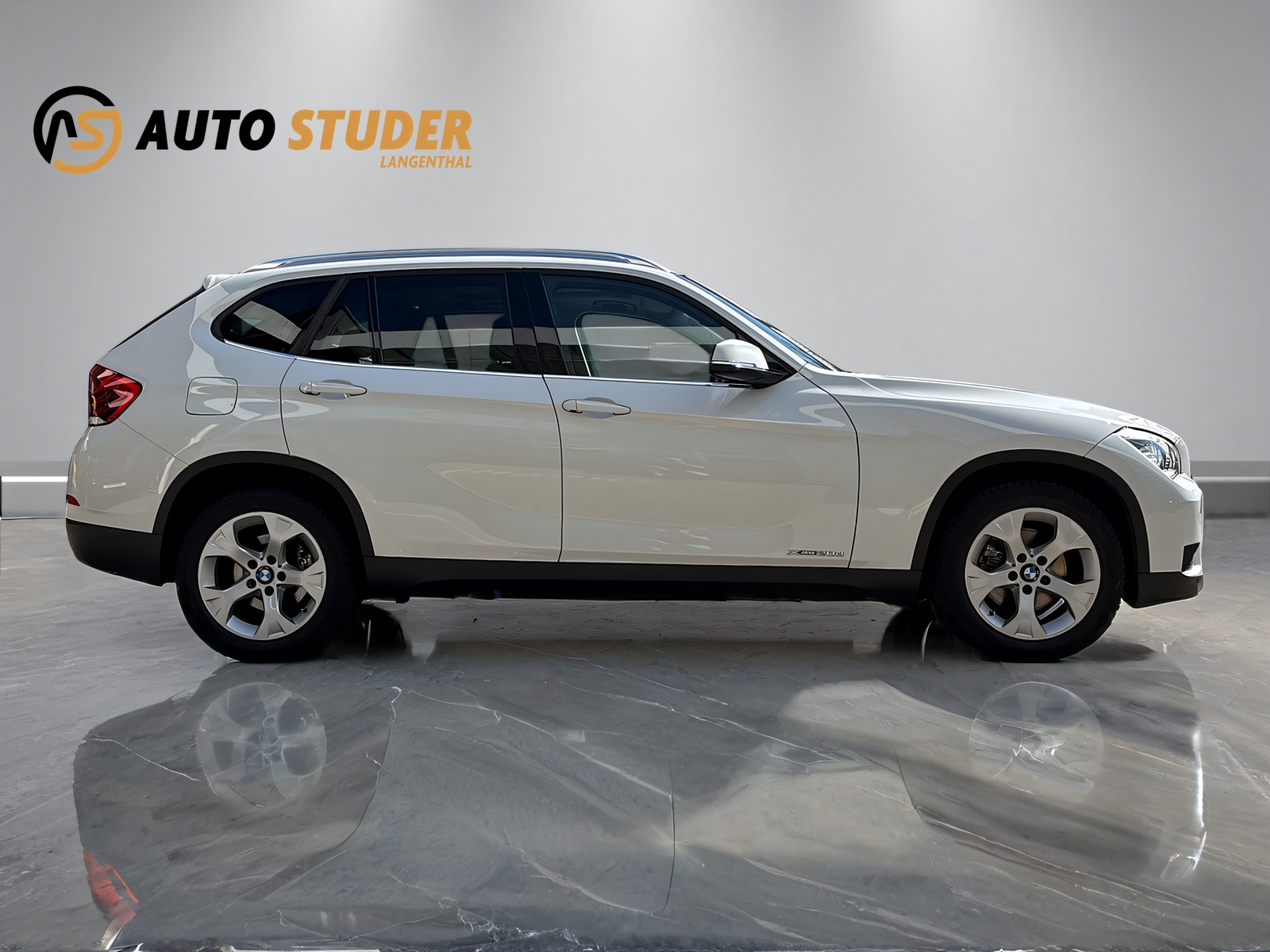BMW X1 20d xDrive-image-12