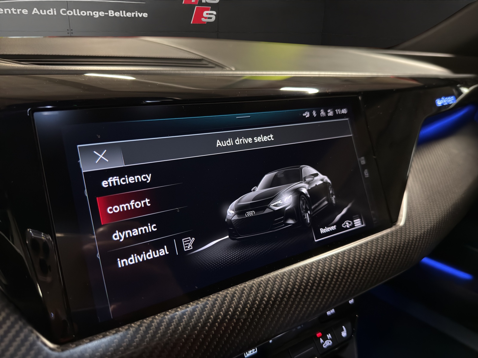 AUDI e-tron GT quattro-image-24