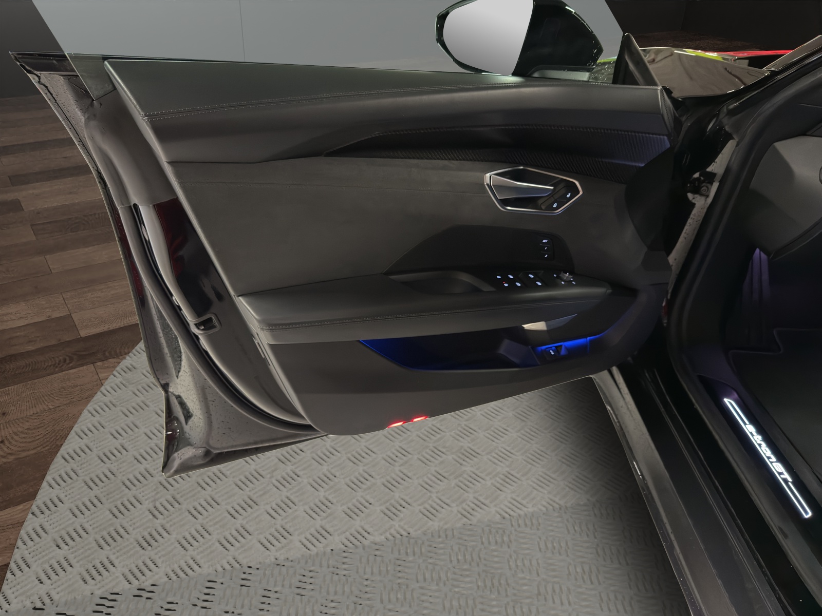 AUDI e-tron GT quattro-image-19