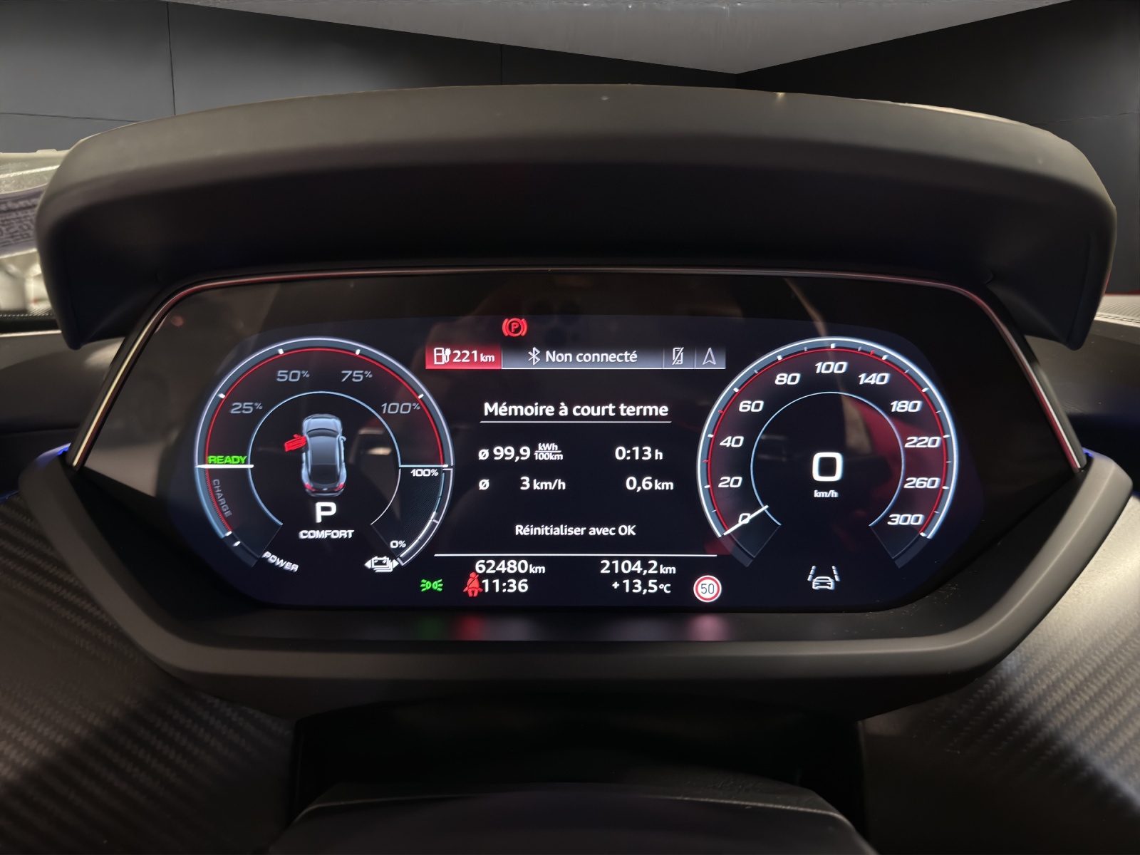 AUDI e-tron GT quattro-image-9
