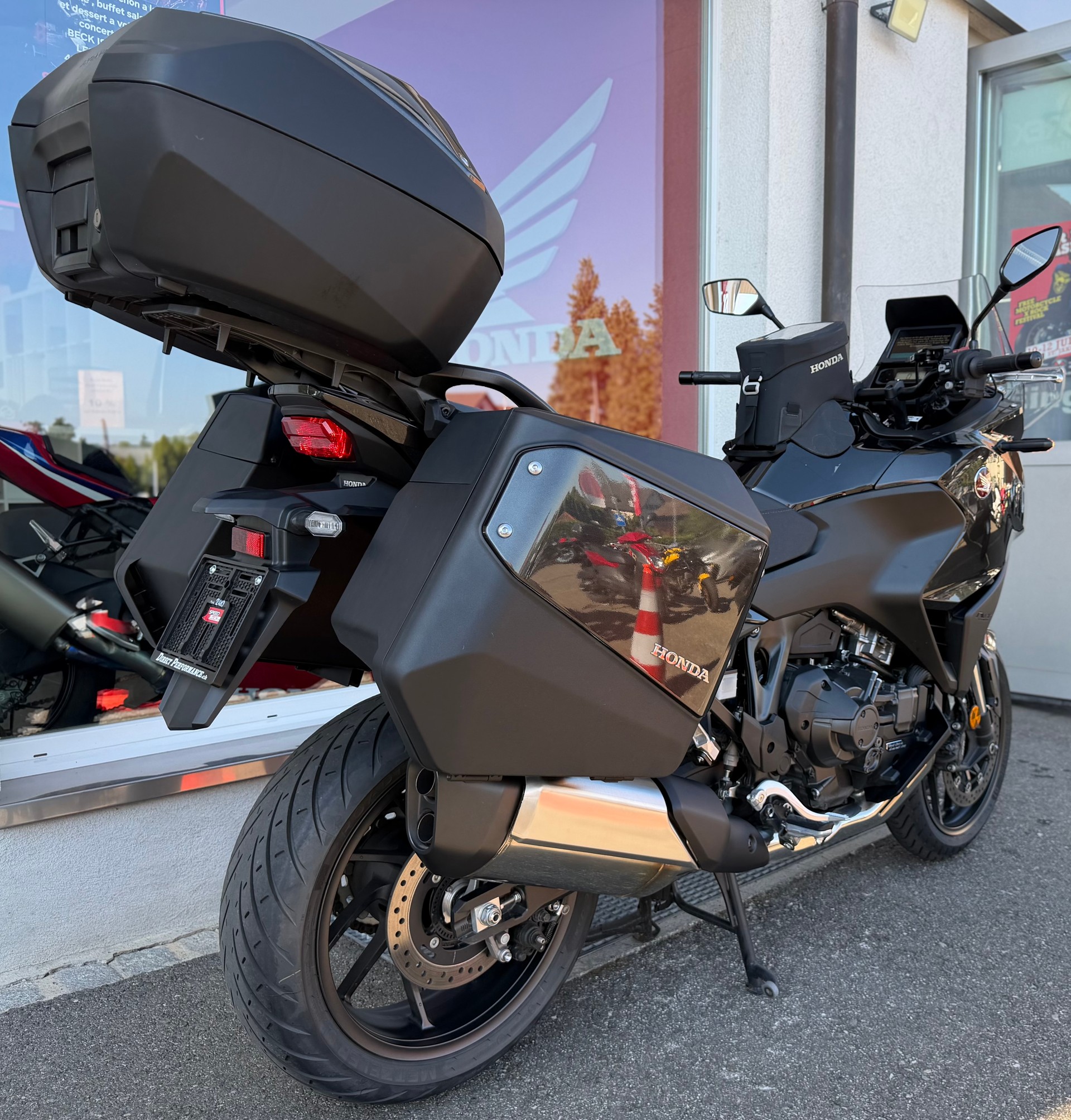 HONDA NT 1100 DCT-showroom-element-3