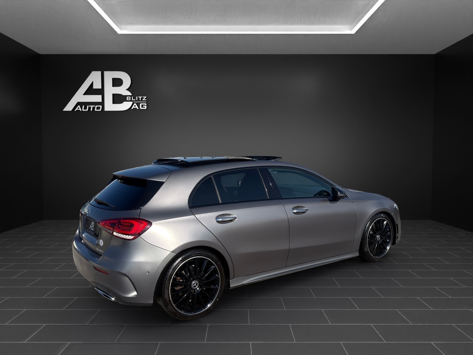 MERCEDES-BENZ A 250 4Matic AMG Line 4Matic 7G-DCT mit 224 PS-image-4