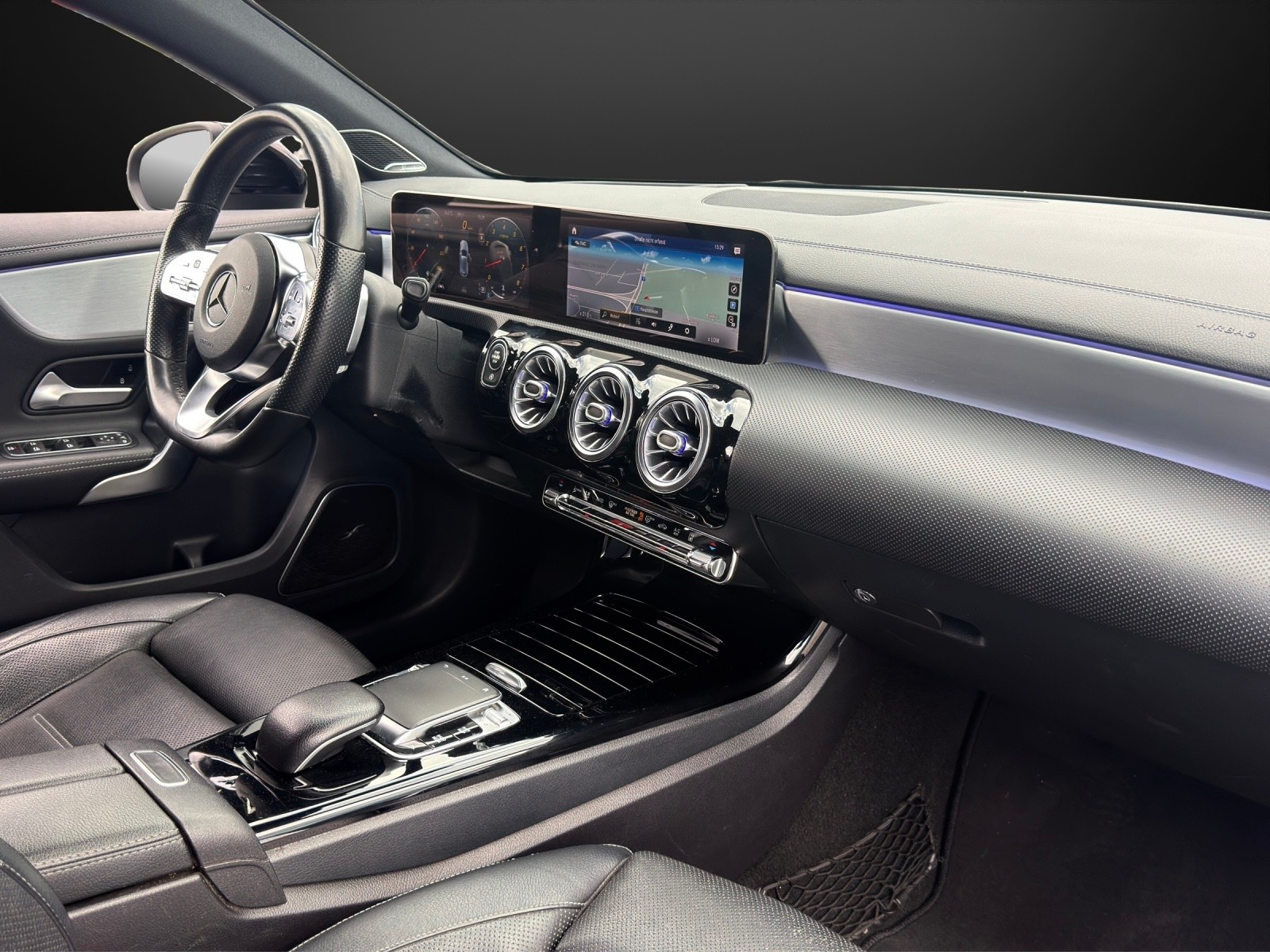 MERCEDES-BENZ A 250 4Matic AMG Line 4Matic 7G-DCT mit 224 PS-image-9
