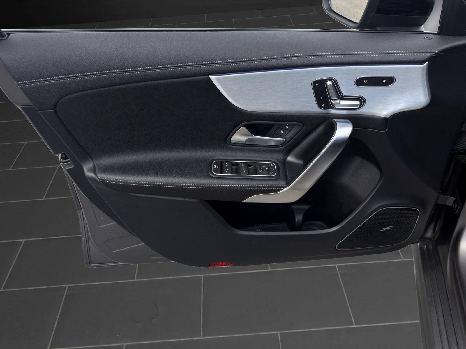 MERCEDES-BENZ A 250 4Matic AMG Line 4Matic 7G-DCT mit 224 PS-image-13