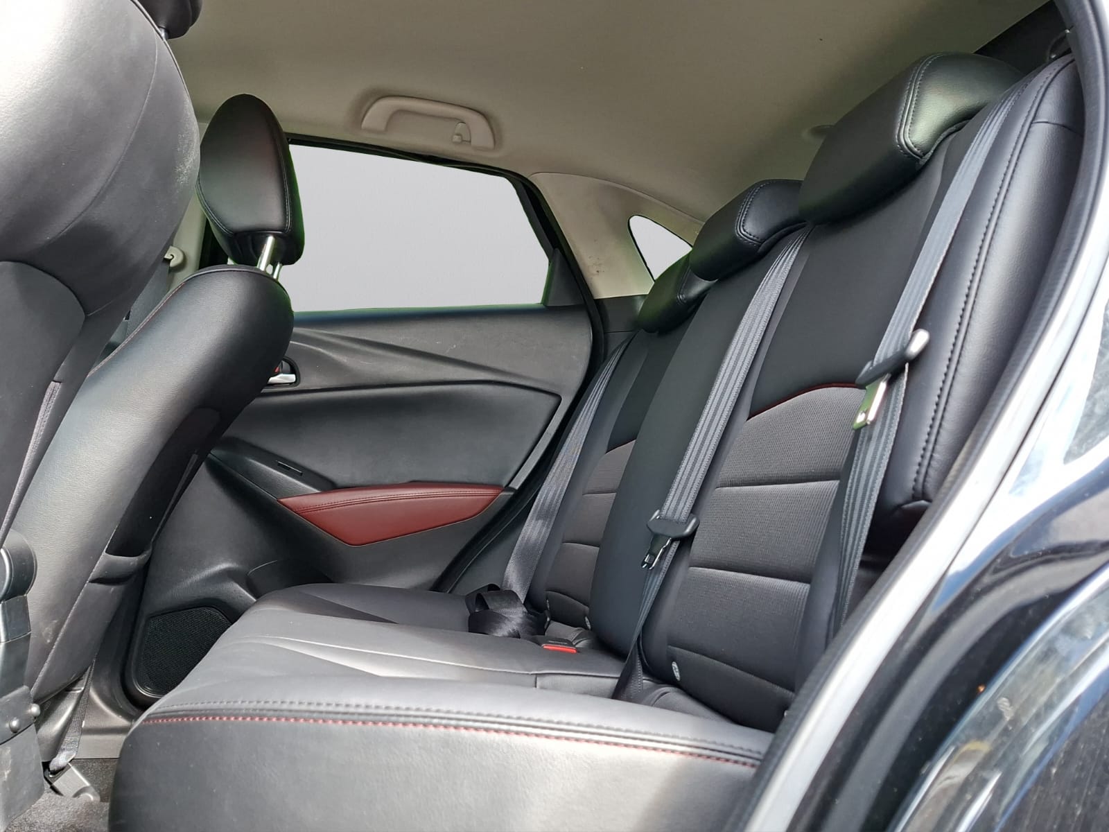 MAZDA CX-3 1.5 D Revolution AWD-image-9