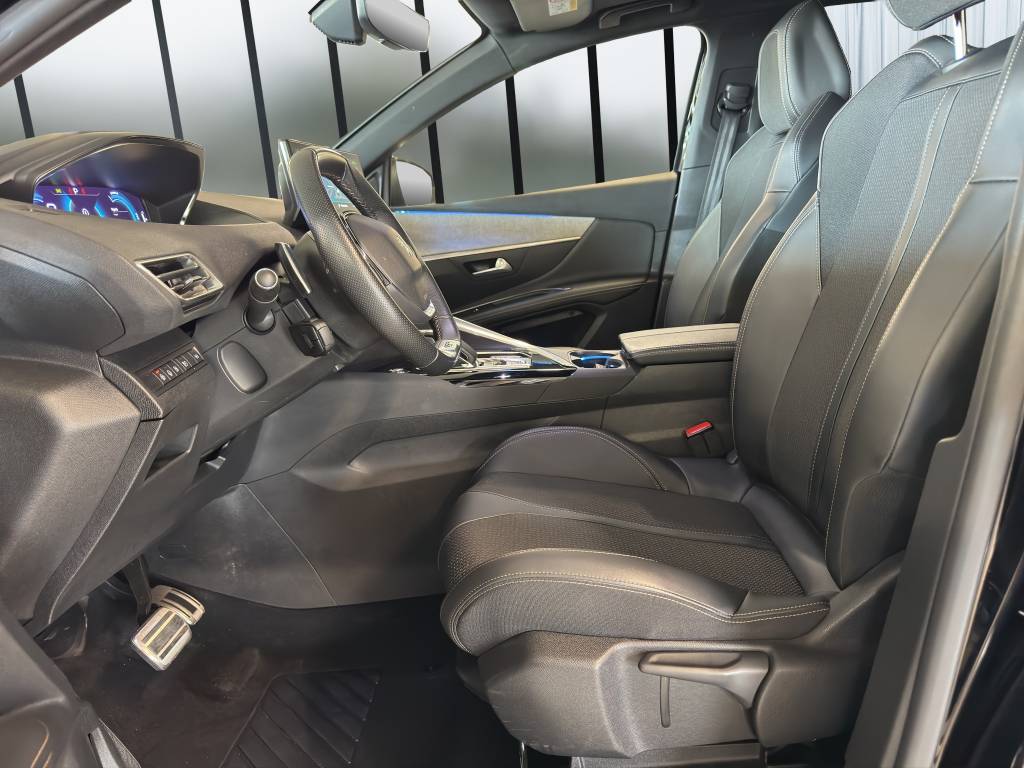 PEUGEOT 3008 225e Hybrid2 GT EAT8-image-7