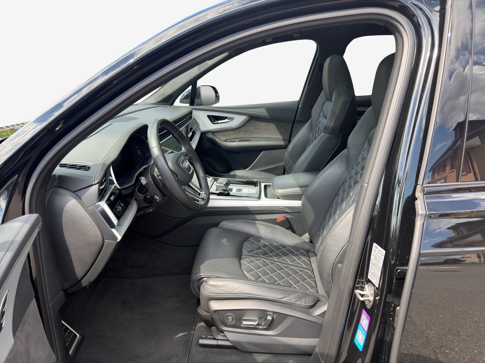 AUDI SQ7 TFSI quattro tiptronic-image-7
