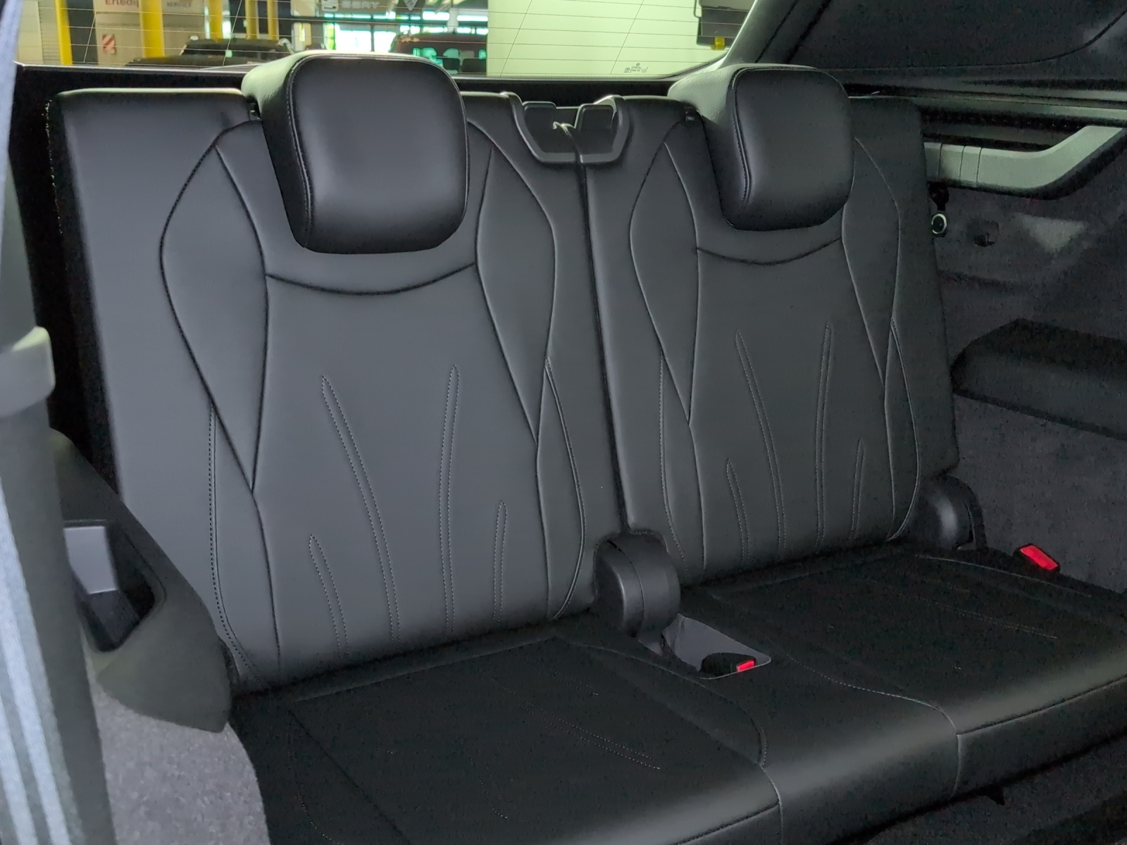 VW Tayron 2.0 TSI R-Line United DSG 4Motion-image-16