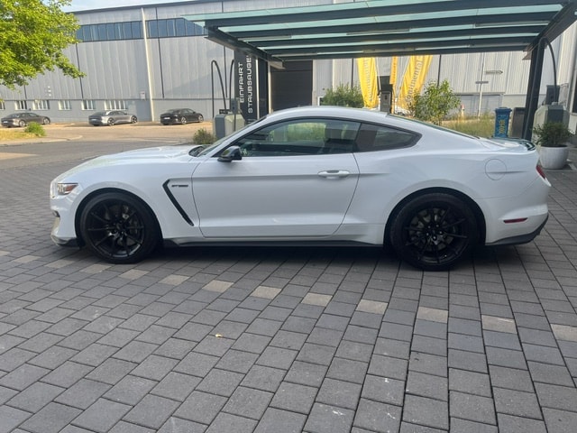 FORD Shelby GT 350-image-1