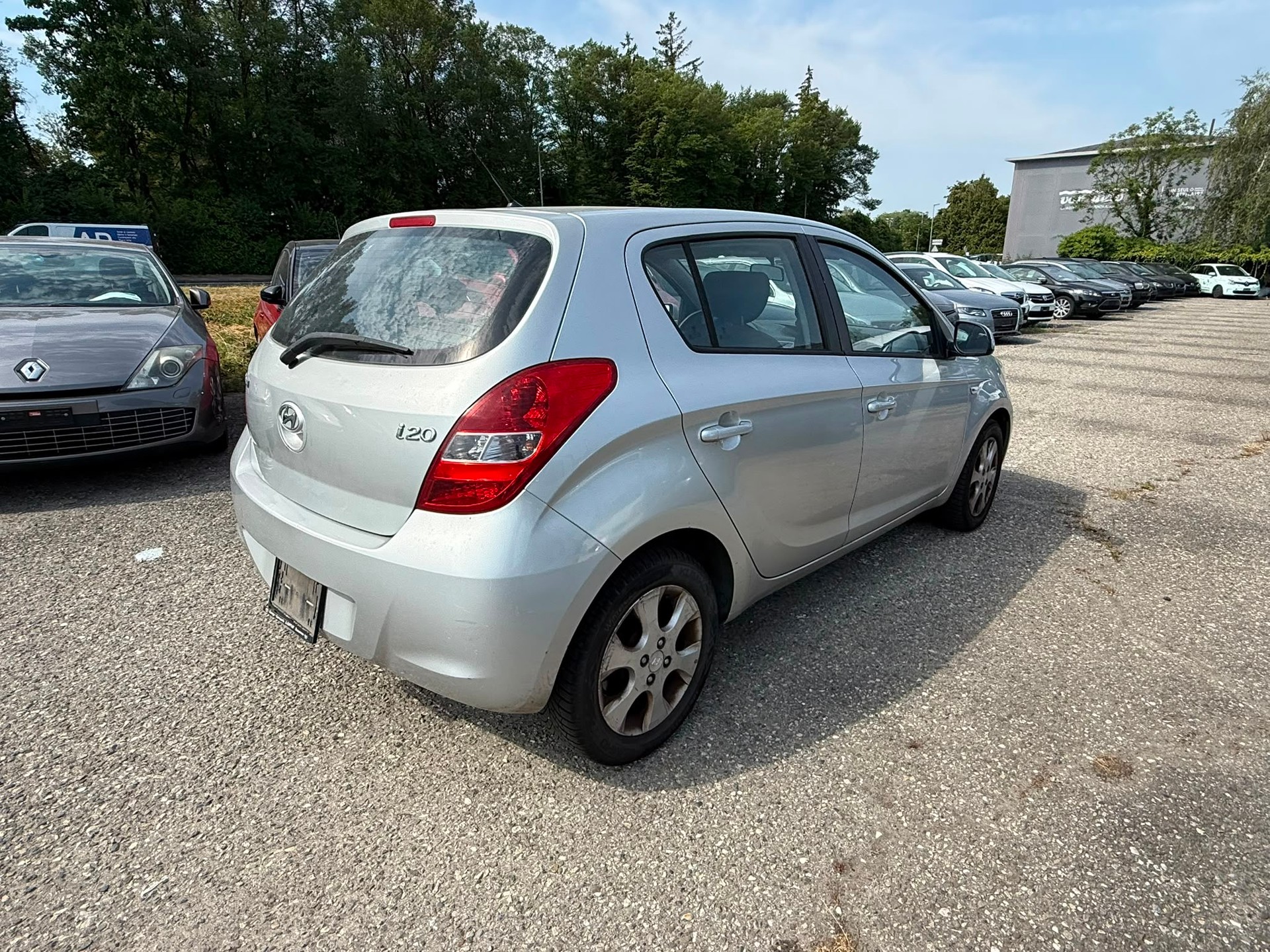 HYUNDAI i20 1.4 Style-image-6