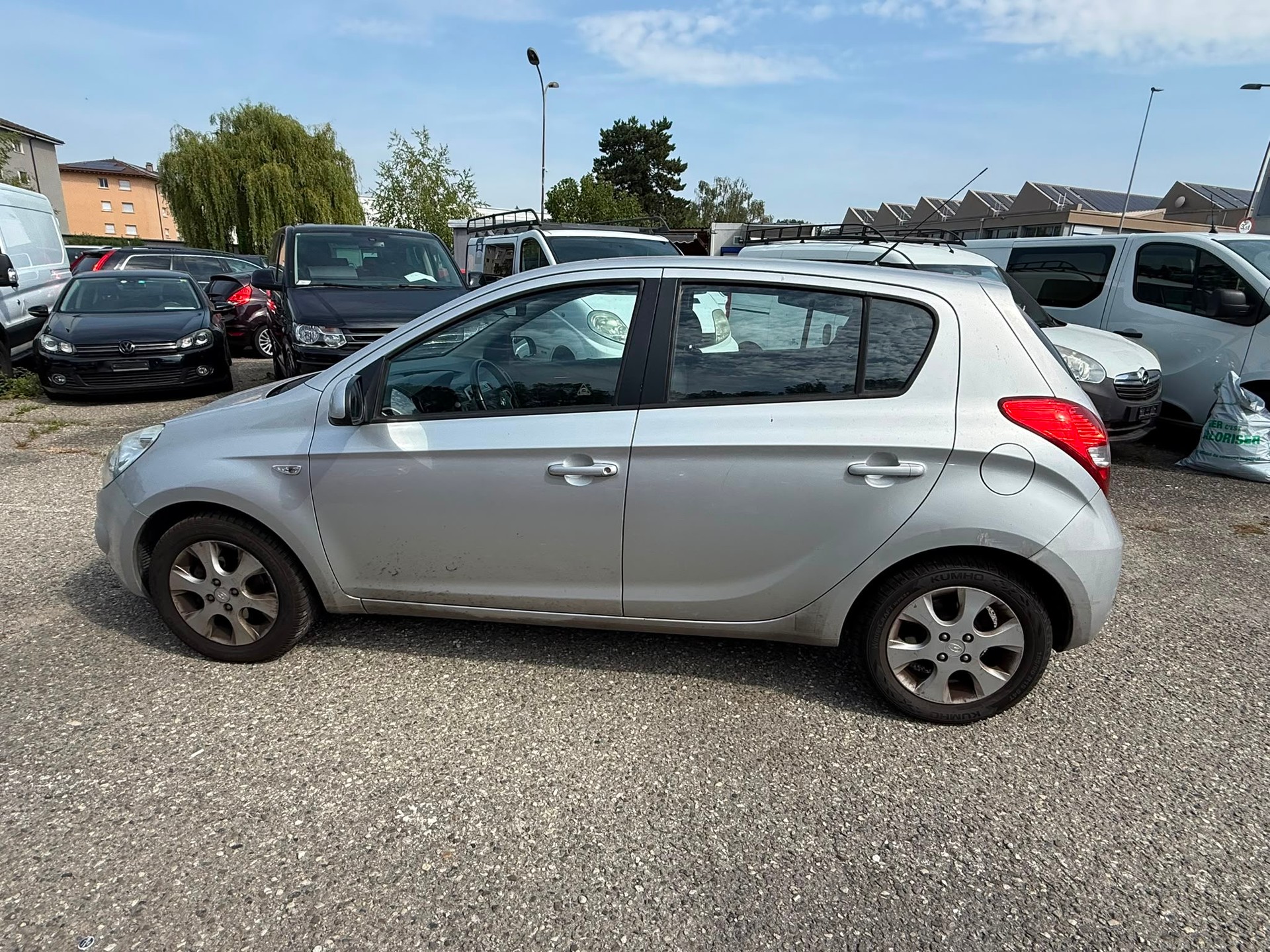 HYUNDAI i20 1.4 Style-image-5