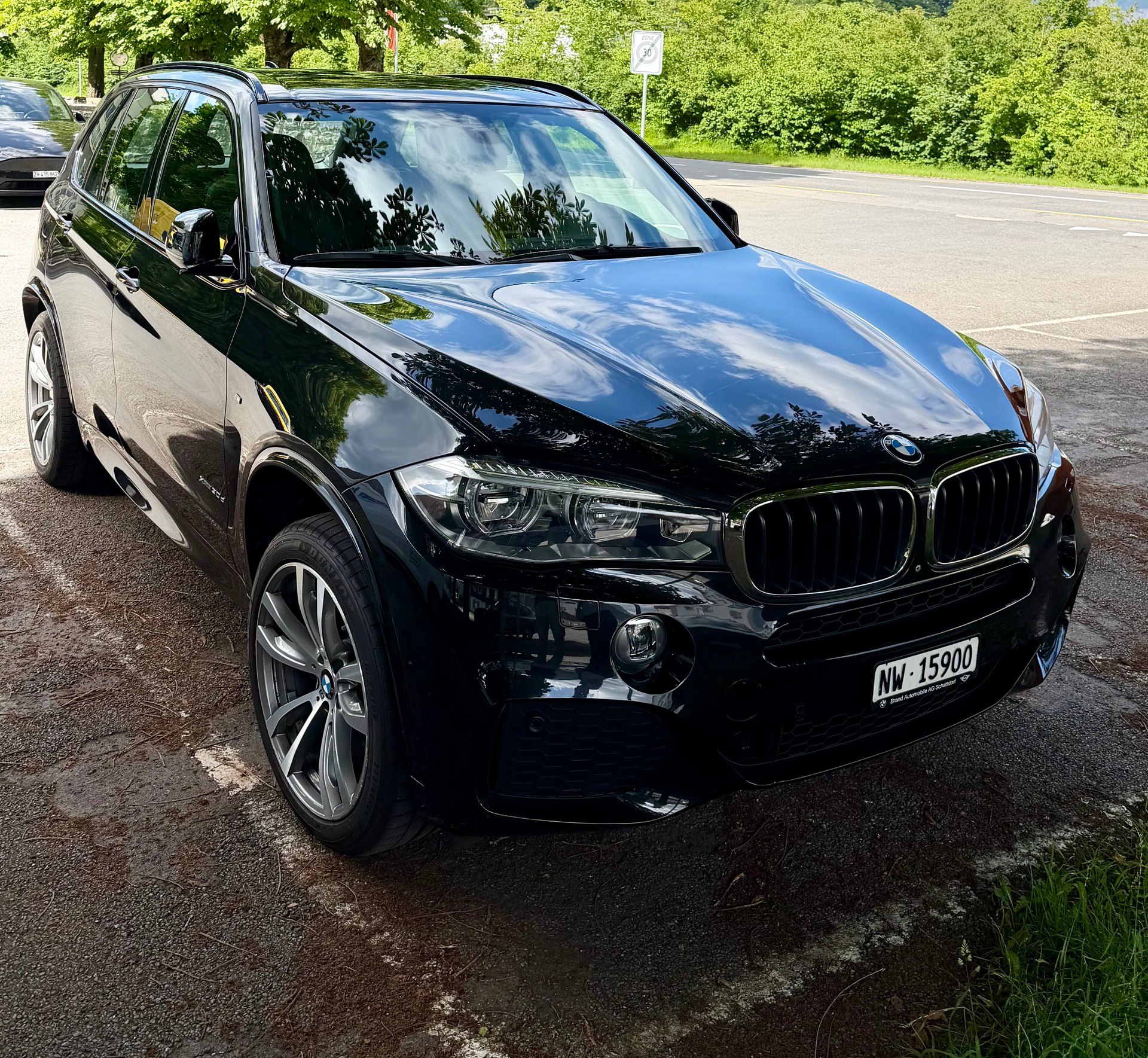 BMW 30d xDrive-image-0