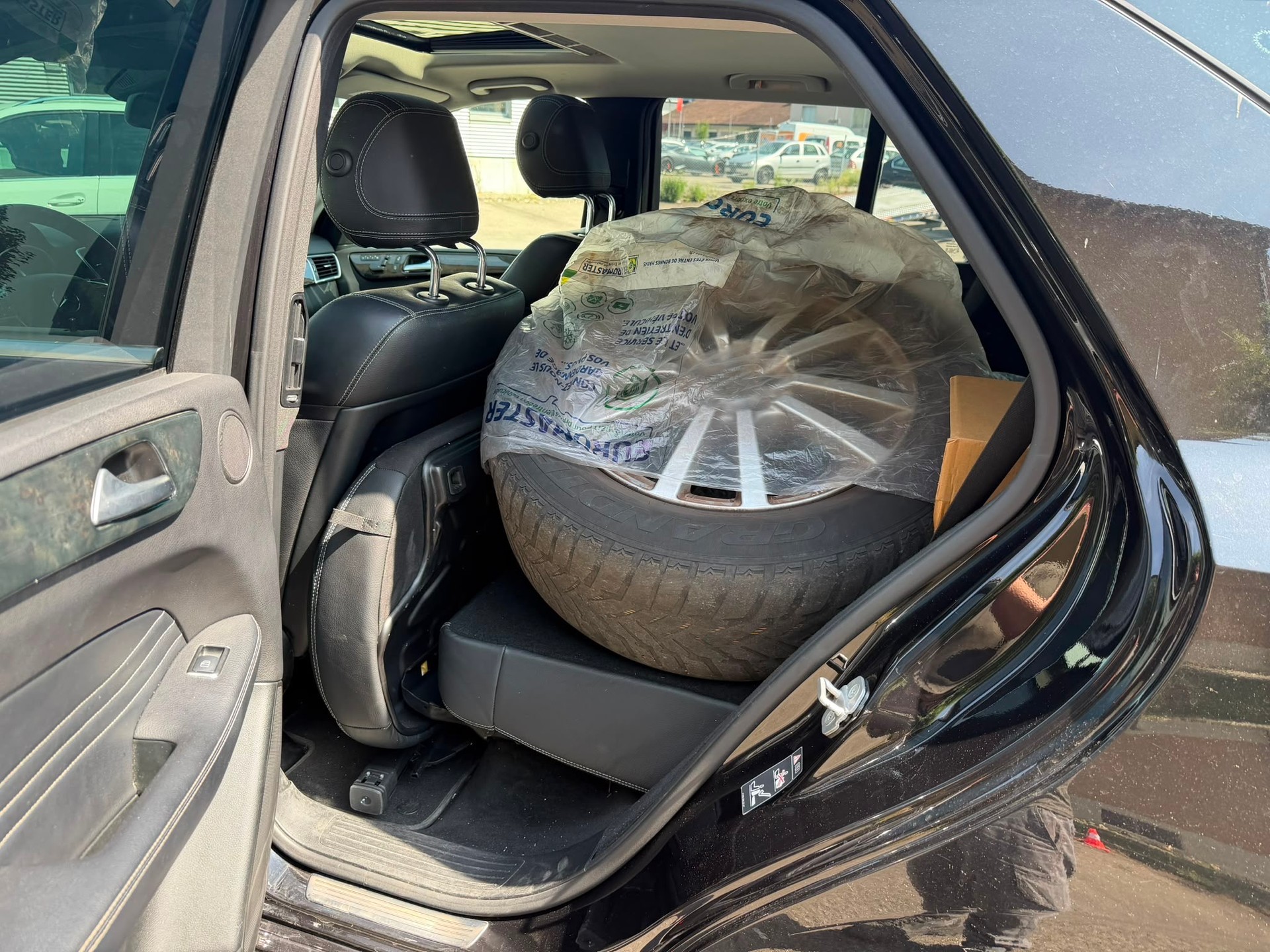 MERCEDES-BENZ ML 350 BlueTEC Edition 4Matic 7G-Tronic-image-7