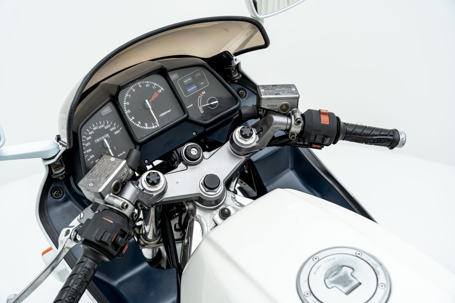 HONDA VFR 750 F G/H-image-7