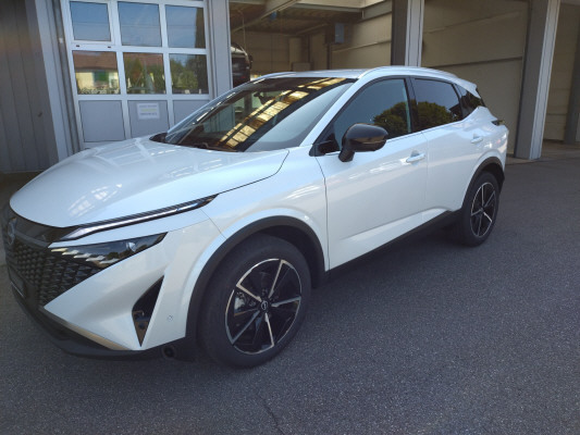 NISSAN Qashqai 1.5 VC ePower Tekna-showroom-element-1