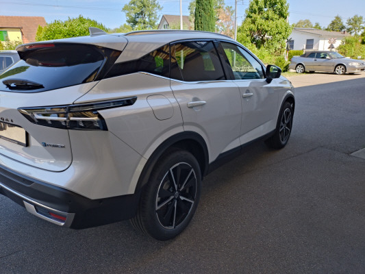 NISSAN Qashqai 1.5 VC ePower Tekna-showroom-element-3