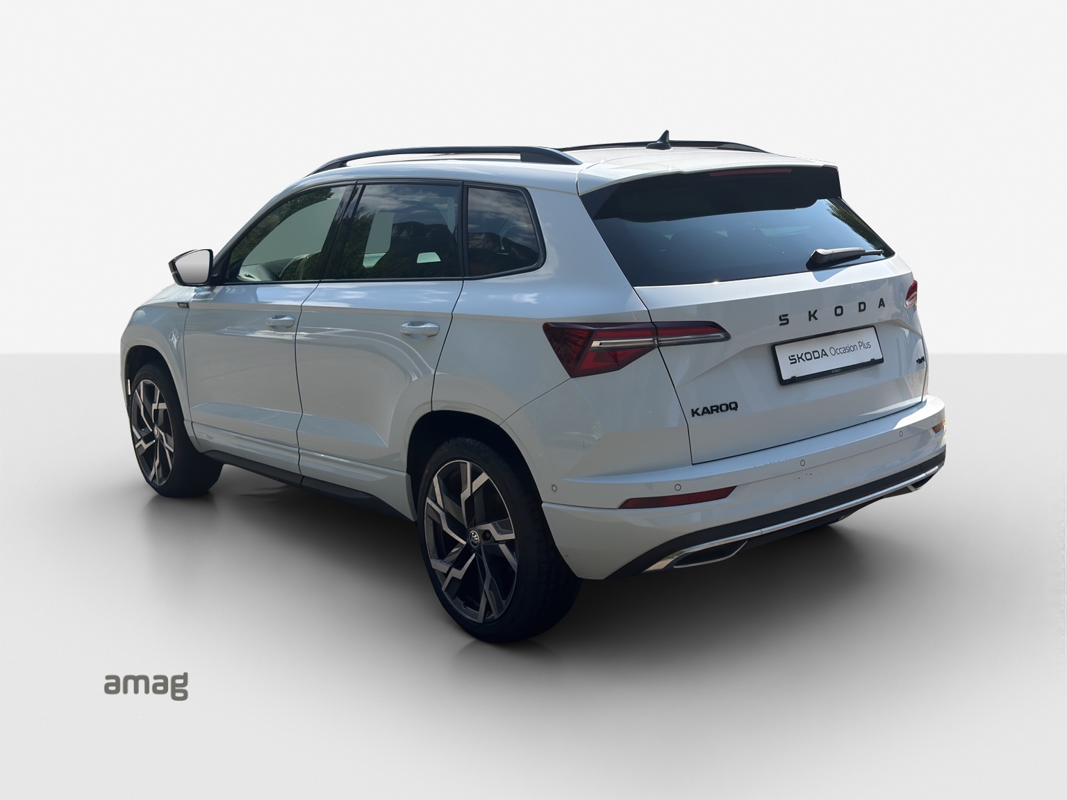 SKODA Karoq 2.0 TSI SportLine 4x4 DSG-image-2