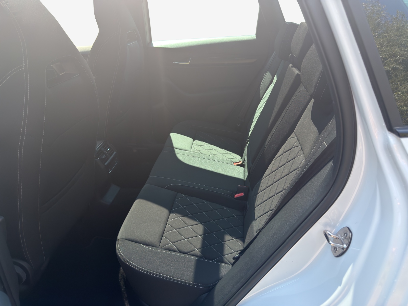 SKODA Karoq 2.0 TSI SportLine 4x4 DSG-image-11