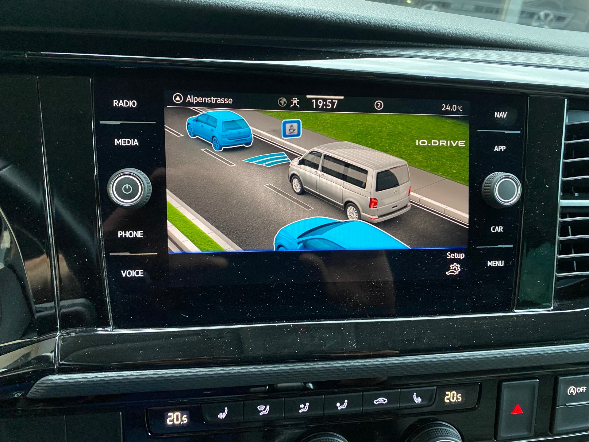 VW T6.1 California 2.0 TDI Ocean Liberty 4Motion DSG-image-6