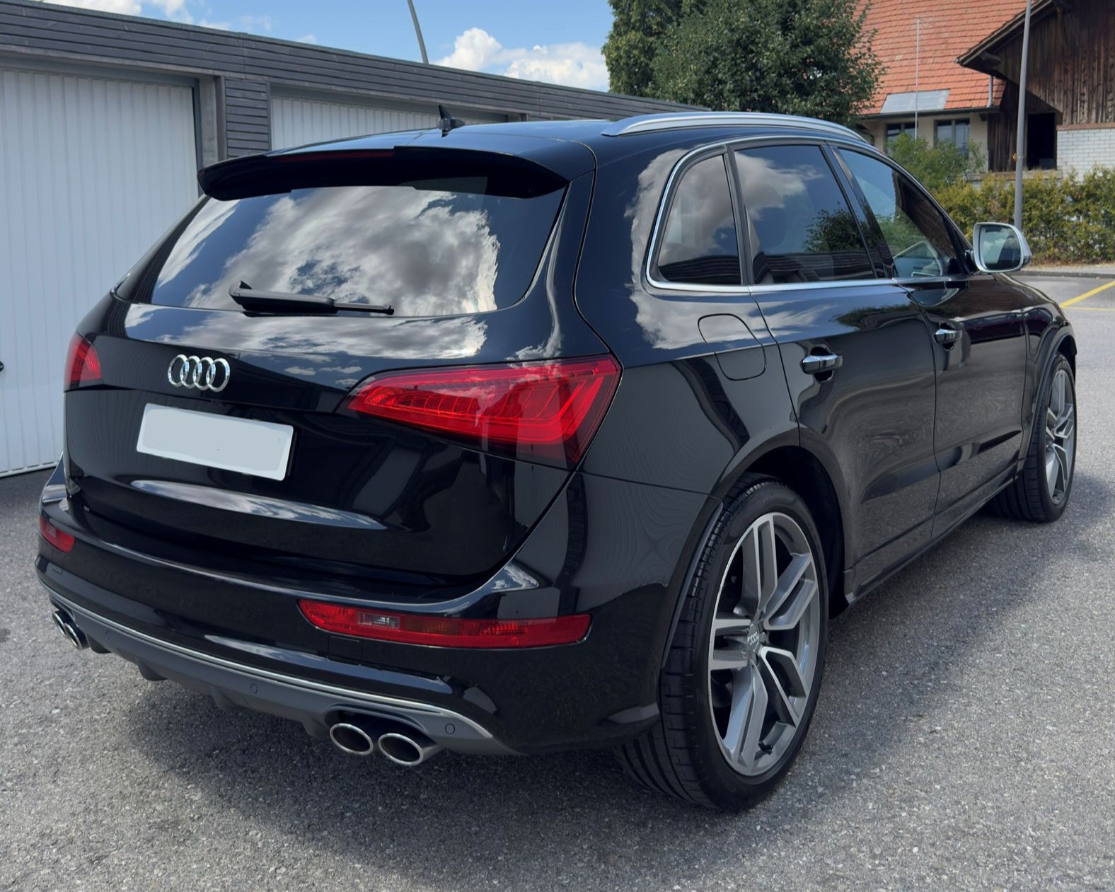 AUDI SQ5 3.0 TDI quattro-image-3