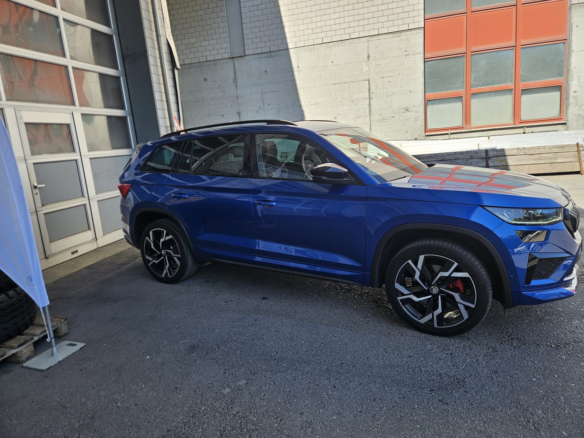 SKODA Kodiaq 2.0 TSI 4x4 RS-image-8