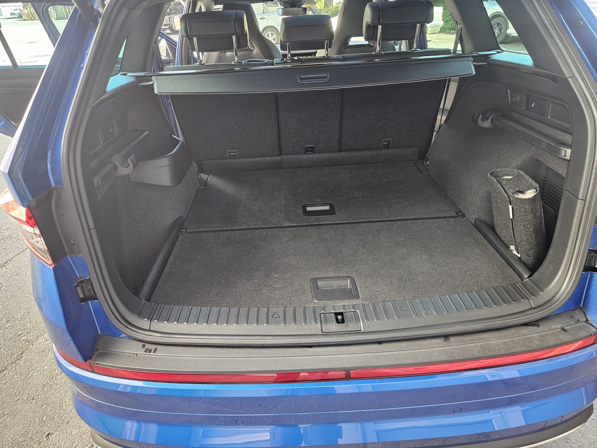 SKODA Kodiaq 2.0 TSI 4x4 RS-image-12