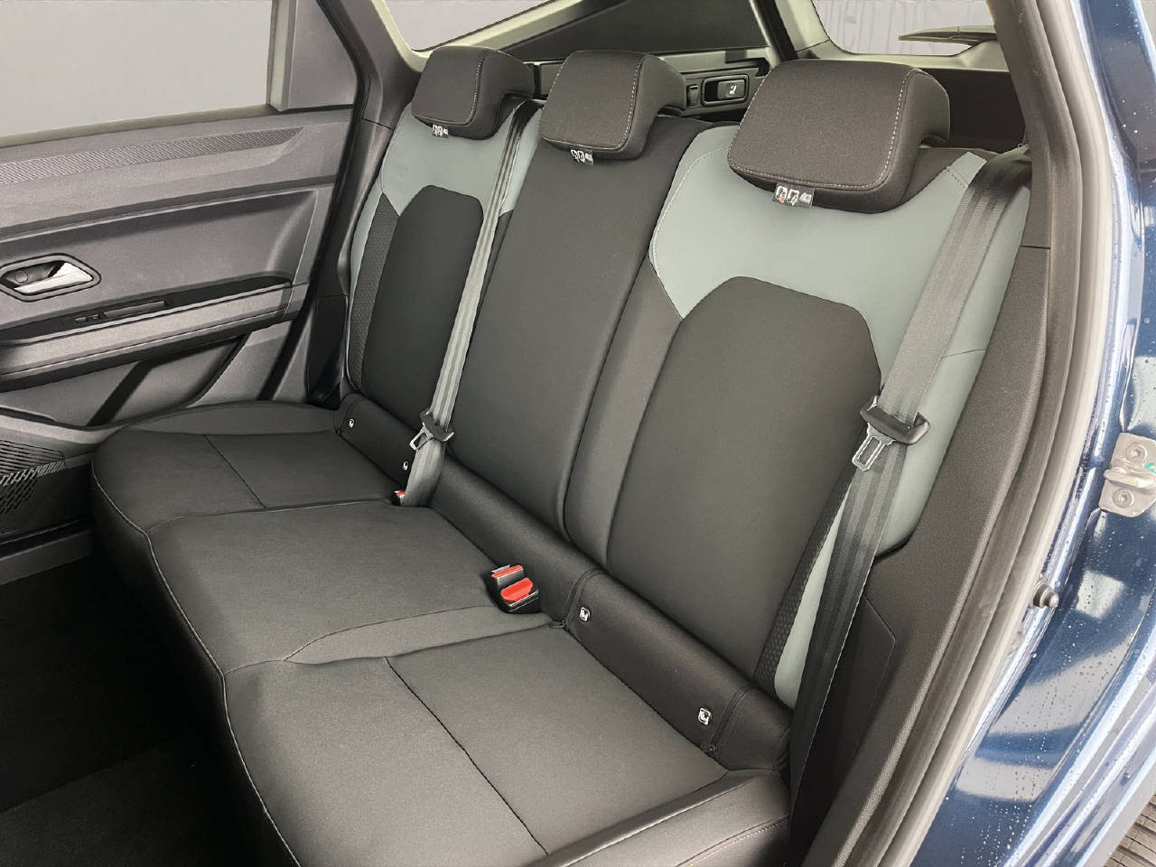 DACIA Bigster 1.2 Hybrid Extreme 4WD-image-15