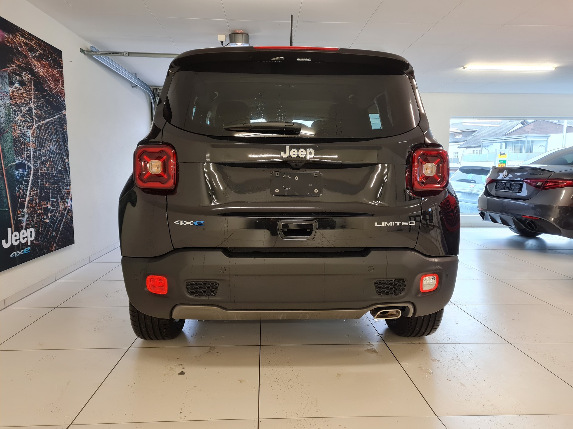 JEEP RENEGADE 1.3 Limited 4xe-image-3