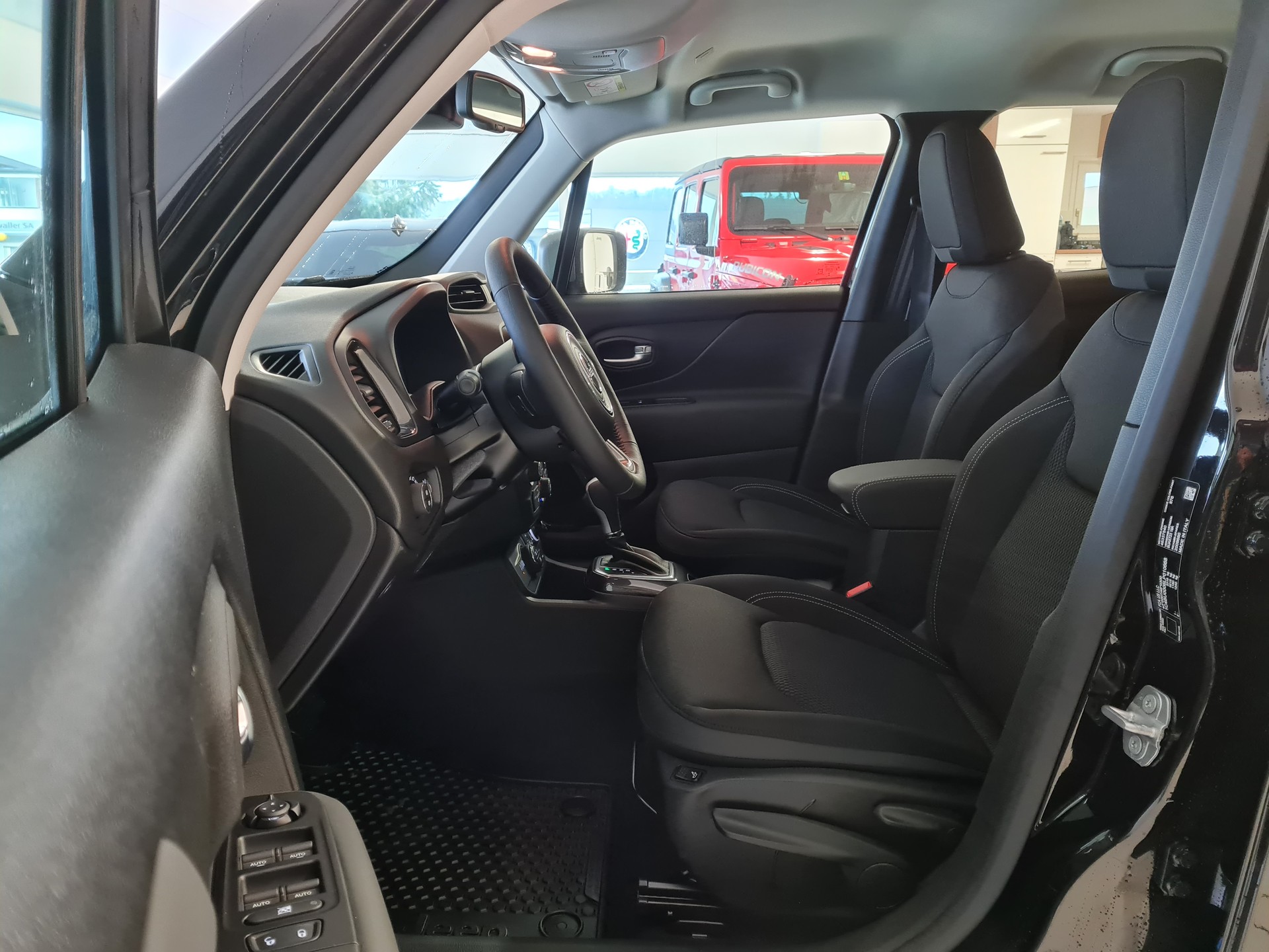 JEEP RENEGADE 1.3 Limited 4xe-image-7