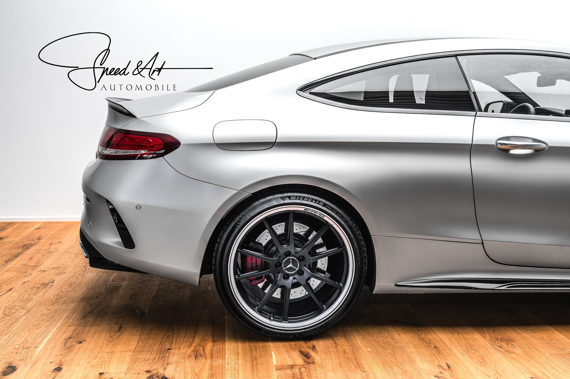 MERCEDES-BENZ C 63 S AMG Edition 1 Speedshift | OHNE OPF | CARBON | MAGNO SILBER-image-6