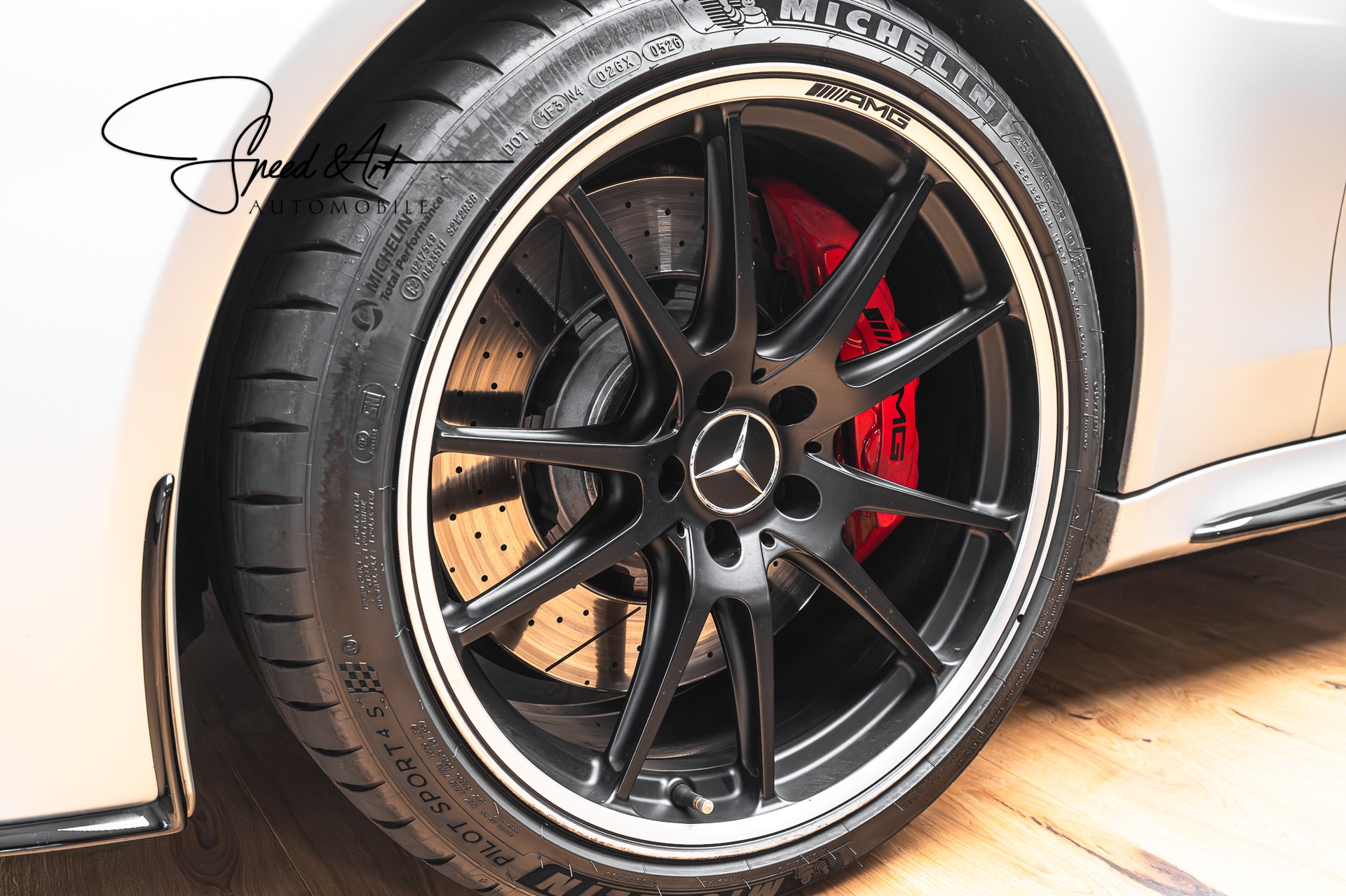 MERCEDES-BENZ C 63 S AMG Edition 1 Speedshift | OHNE OPF | CARBON | MAGNO SILBER-image-10