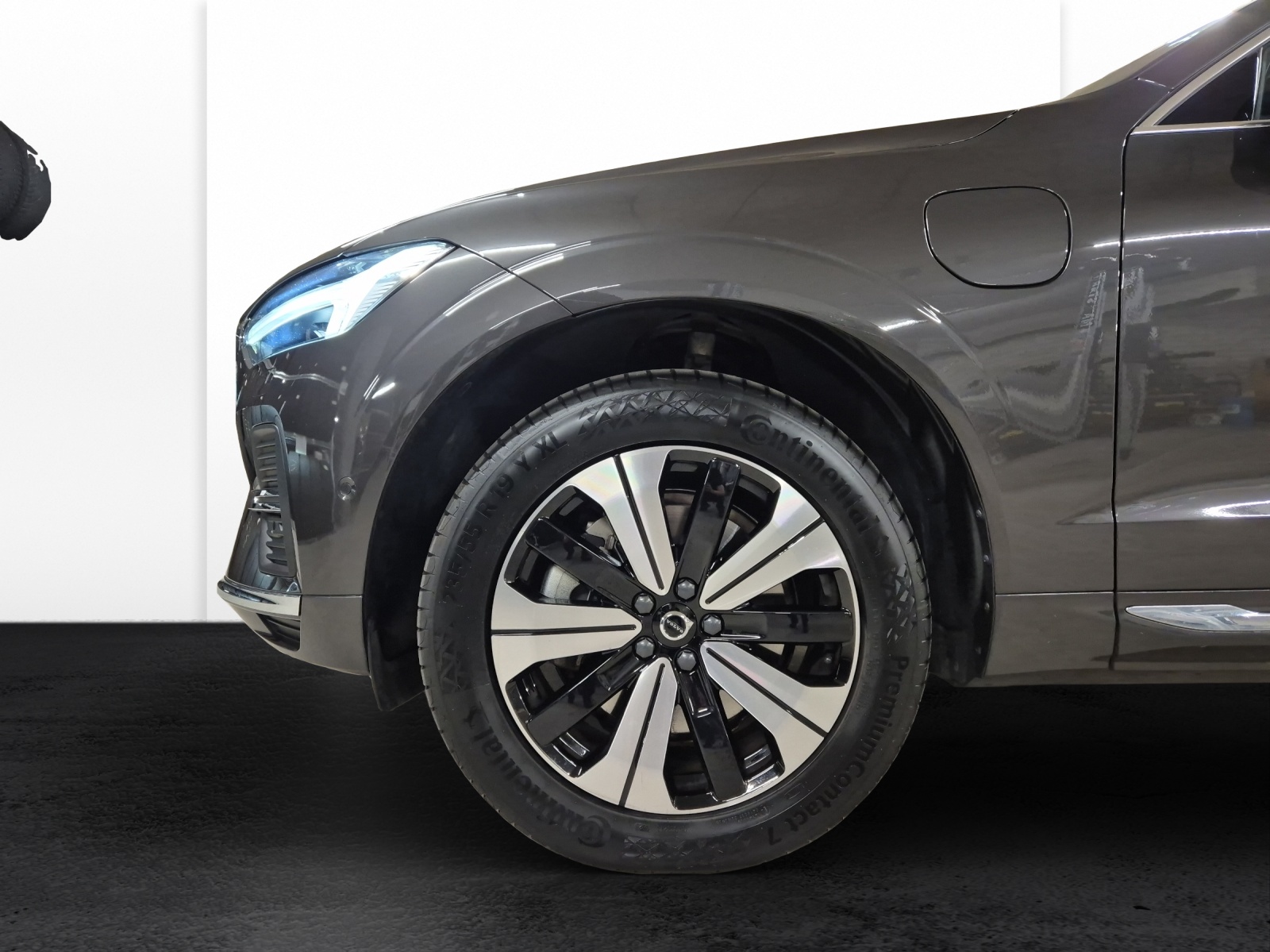 VOLVO XC60 2.0 T6 TE Plus Bright eAWD-image-19
