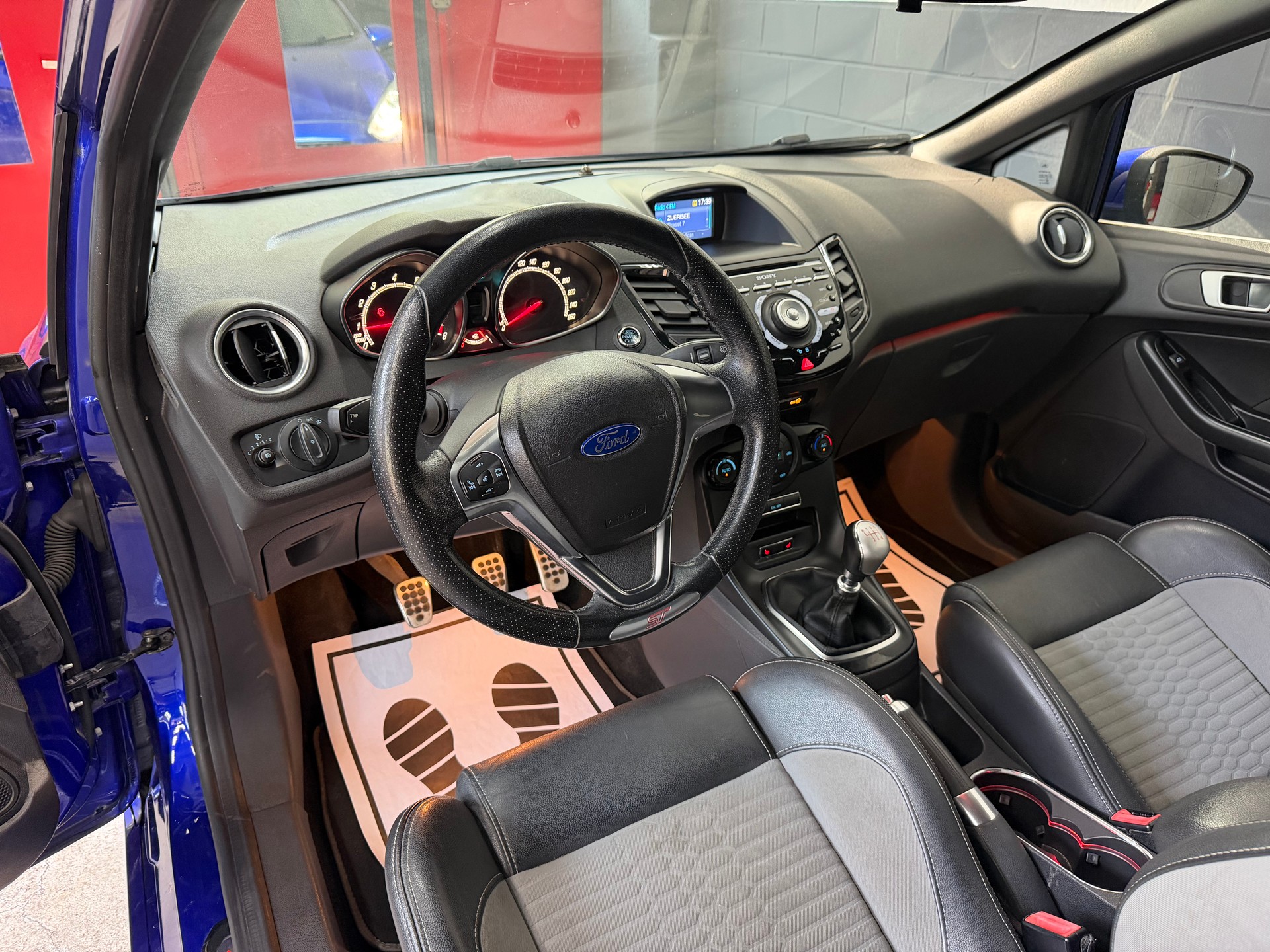 FORD Fiesta 1.6 SCTi ST-2 //NEU AB MFK!-image-9